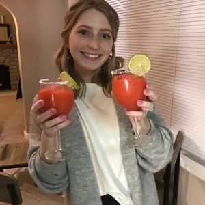 Meet your Posher, Ashlyn